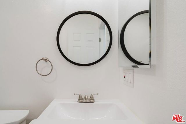 914 E Elk Avenue 3, Glendale, CA 91205