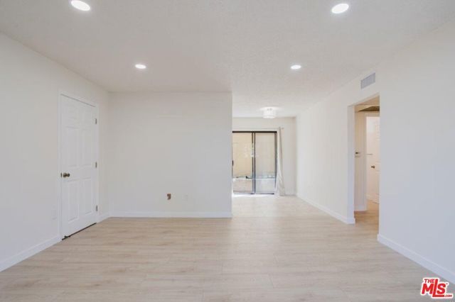 914 E Elk Avenue 3, Glendale, CA 91205