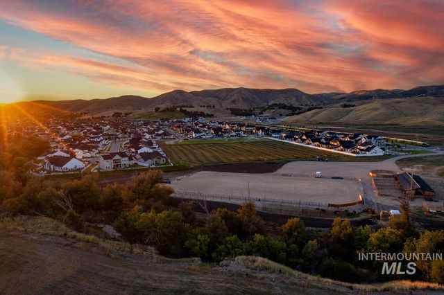 13338 N Spring Creek Way, Boise, ID 83714