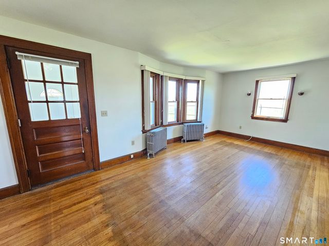 17 Johnston Street, New Haven, CT 06512