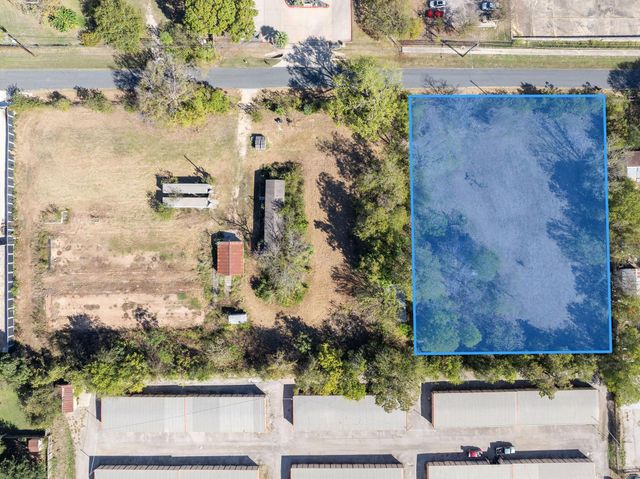 5017 Maufrais LN, Austin, TX 78744