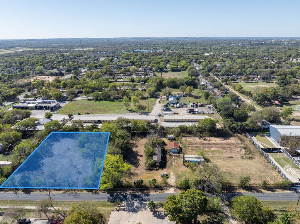5017 Maufrais LN, Austin, TX 78744