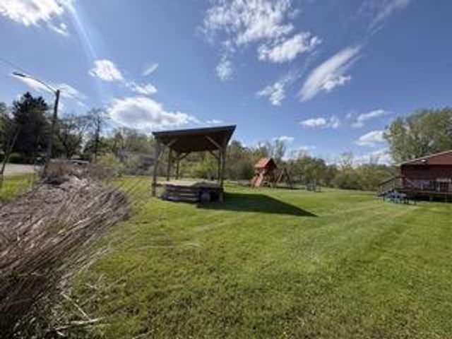 136 Beach Avenue, Edgerton, WI 53534