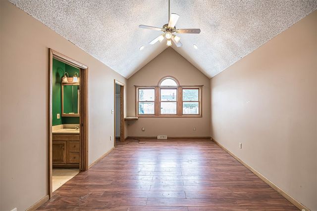 919 EVERGREEN Drive, Erie, PA 16505