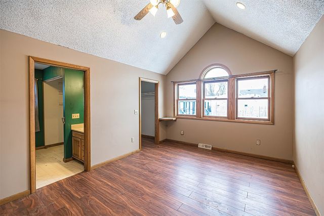 919 EVERGREEN Drive, Erie, PA 16505