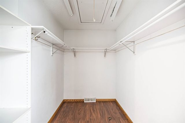 919 EVERGREEN Drive, Erie, PA 16505