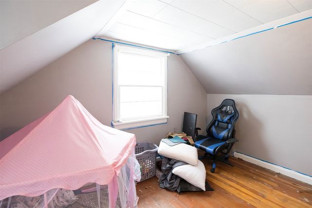 919 EVERGREEN Drive, Erie, PA 16505