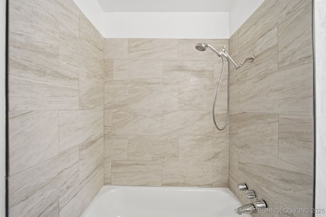 7925 E 27th Court, Tulsa, OK 74114