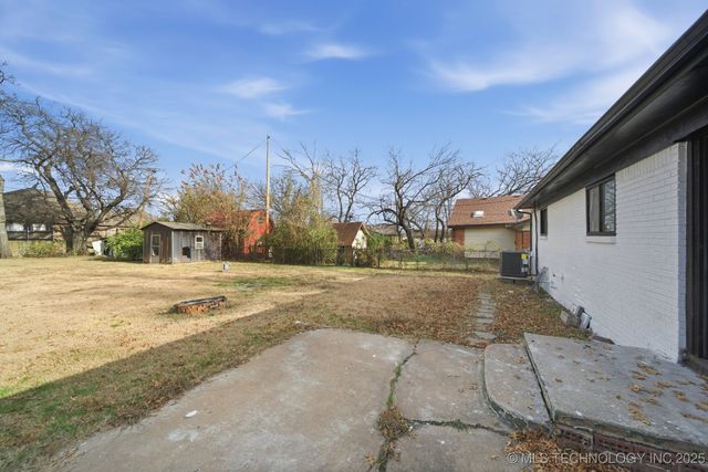 7925 E 27th Court, Tulsa, OK 74114