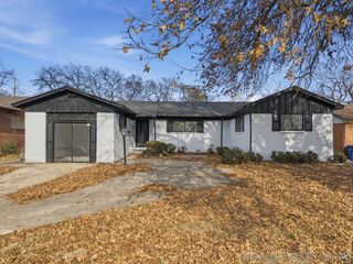 7925 E 27th Court, Tulsa, OK 74114