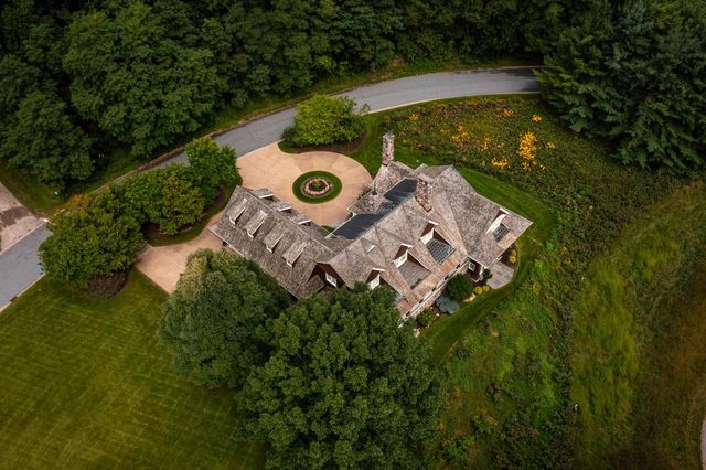 832 Country Club LANE, Onalaska, WI 54650