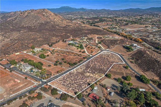 36555 Summitville Street, Temecula, CA 92592