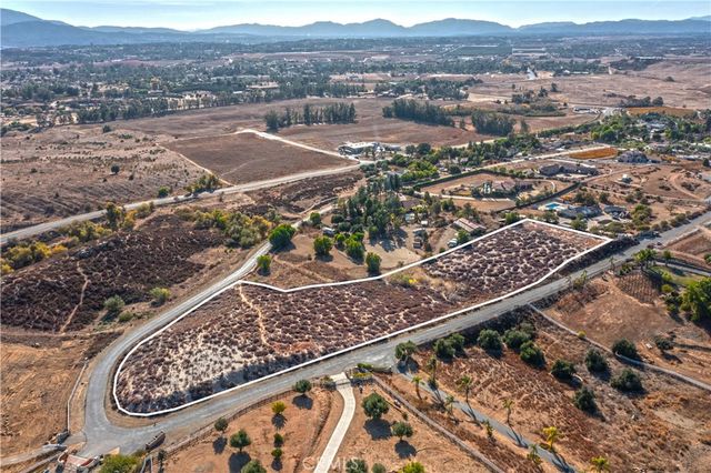 36555 Summitville Street, Temecula, CA 92592