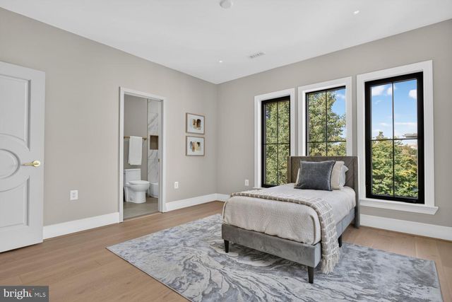 7500 ALASKA AVE NW, Washington, DC 20012