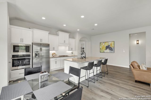 562 Orchard Way, New Braunfels, TX 78132