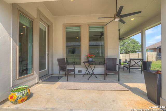 562 Orchard Way, New Braunfels, TX 78132