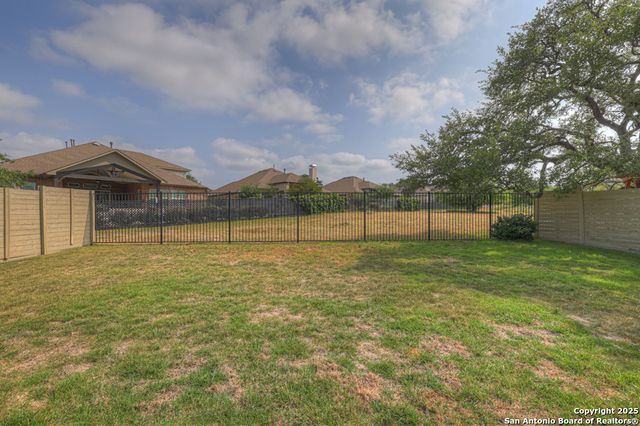 562 Orchard Way, New Braunfels, TX 78132
