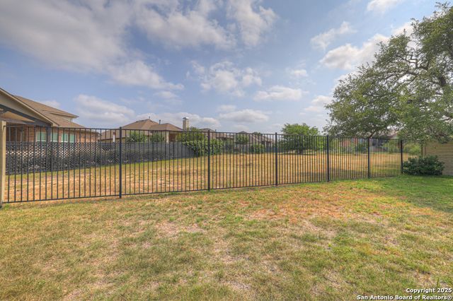 562 Orchard Way, New Braunfels, TX 78132