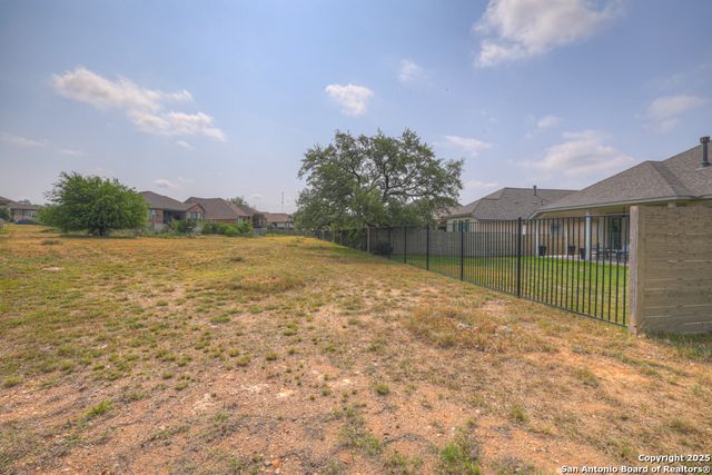 562 Orchard Way, New Braunfels, TX 78132