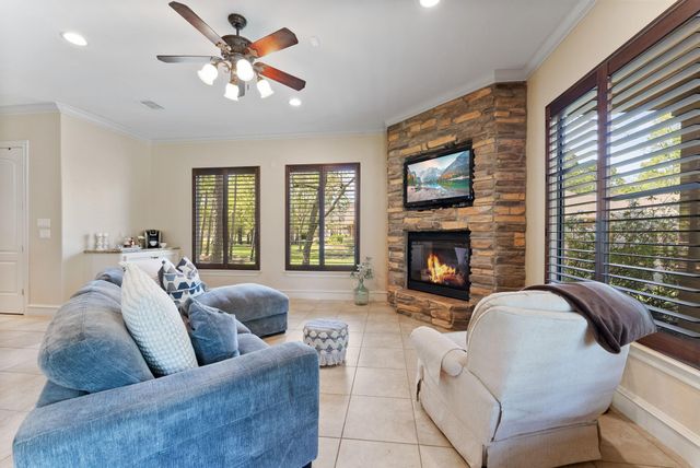 3907 Rayford Road, Spring, TX 77386