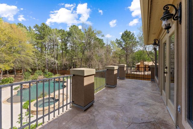 3907 Rayford Road, Spring, TX 77386