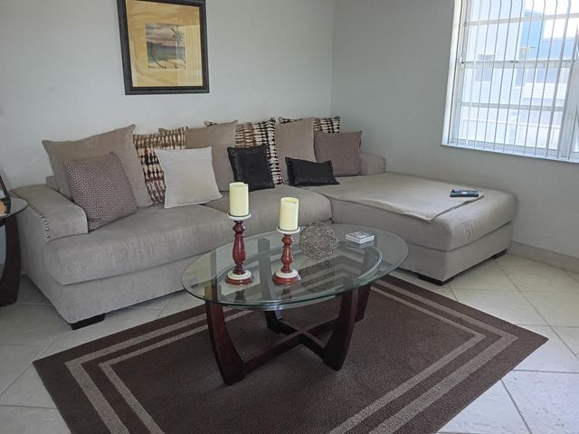 697 Flanders Drive, Delray Beach, FL 33484