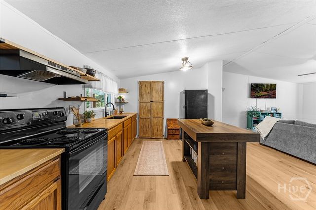 271 Wild Heron Drive, Midway, GA 31320