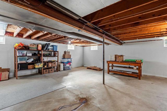 809 Grove Street, Beaver Dam, WI 53916