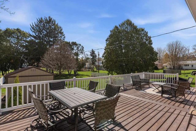 809 Grove Street, Beaver Dam, WI 53916