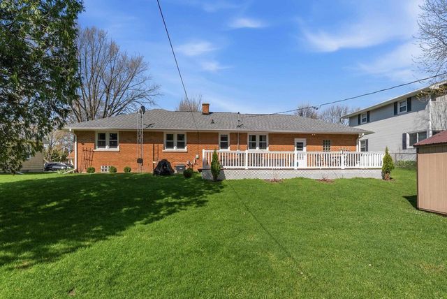 809 Grove Street, Beaver Dam, WI 53916