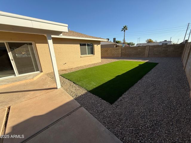2429 E ALAMEDA Drive, Tempe, AZ 85282