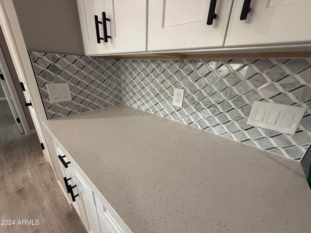 2429 E ALAMEDA Drive, Tempe, AZ 85282