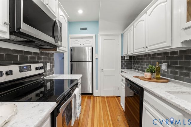 3418 Grove Ave, Richmond, VA 23221