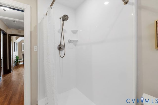 3418 Grove Ave, Richmond, VA 23221