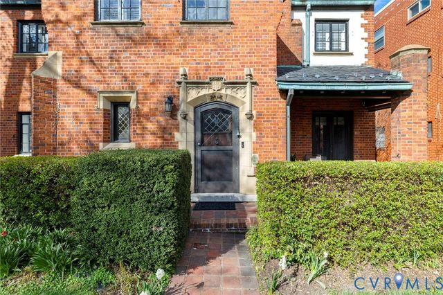 3418 Grove Ave, Richmond, VA 23221