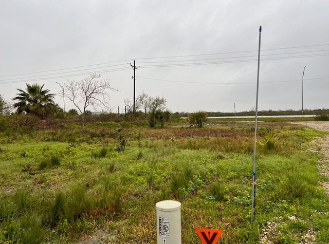 1112 Highway 87, Port Bolivar, TX 77650