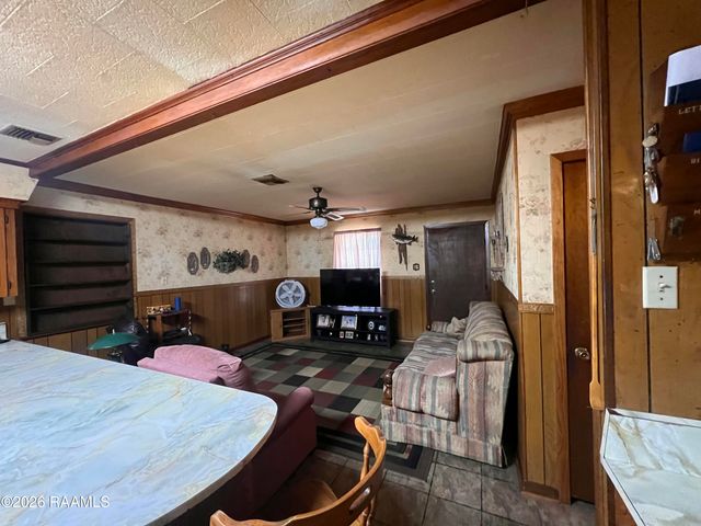 600 E Santa Clara Street, New Iberia, LA 70563