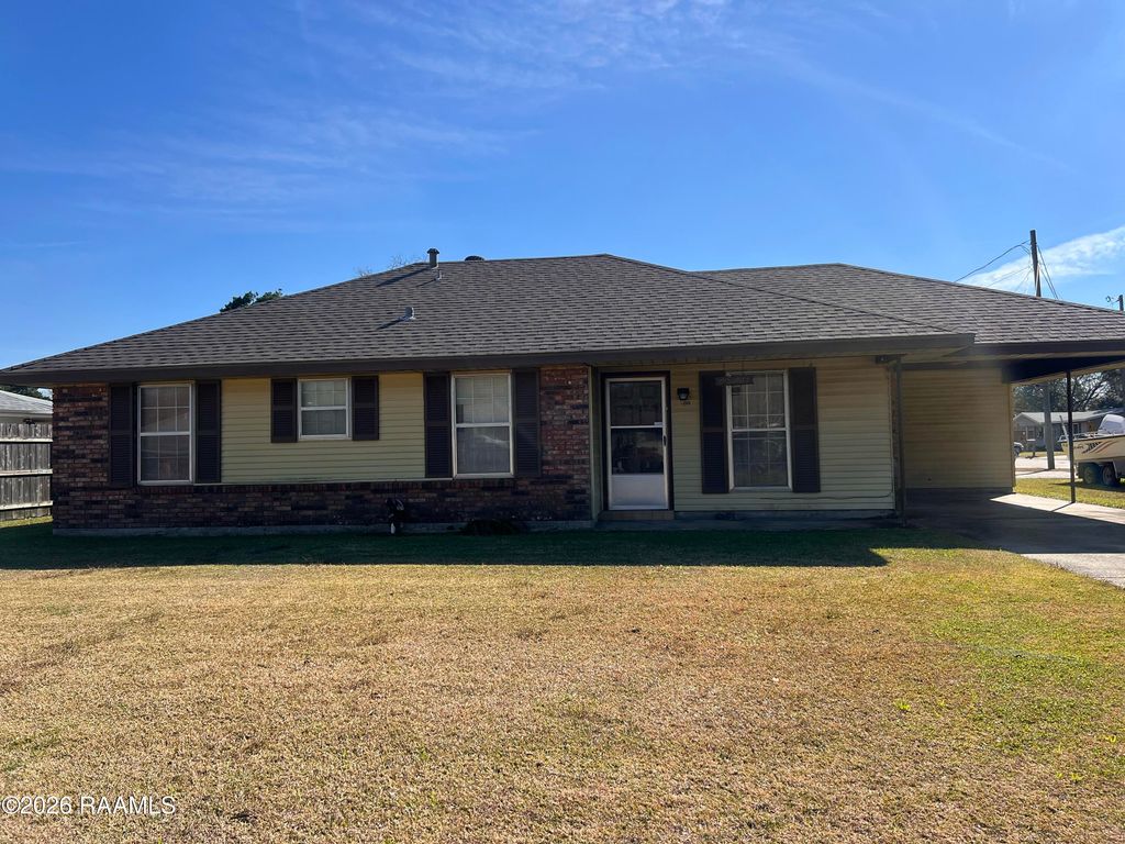 600 E Santa Clara Street, New Iberia, LA 70563