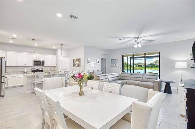 11425 Shady Blossom DR, Fort Myers, FL 33913