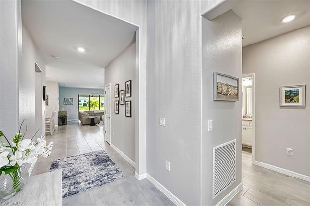 11425 Shady Blossom DR, Fort Myers, FL 33913