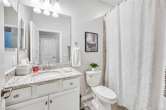 11425 Shady Blossom DR, Fort Myers, FL 33913