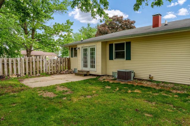 301 8th Avenue, Brodhead, WI 53520