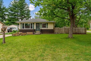 301 8th Avenue, Brodhead, WI 53520