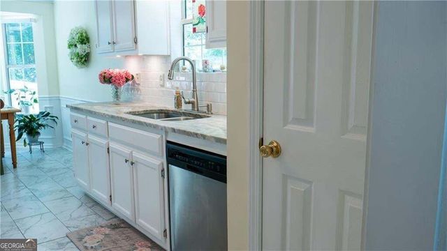 3257 Camens Way, Buford, GA 30519