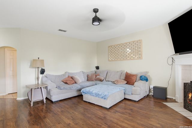 4519 AMANDAS CV, San Antonio, TX 78247
