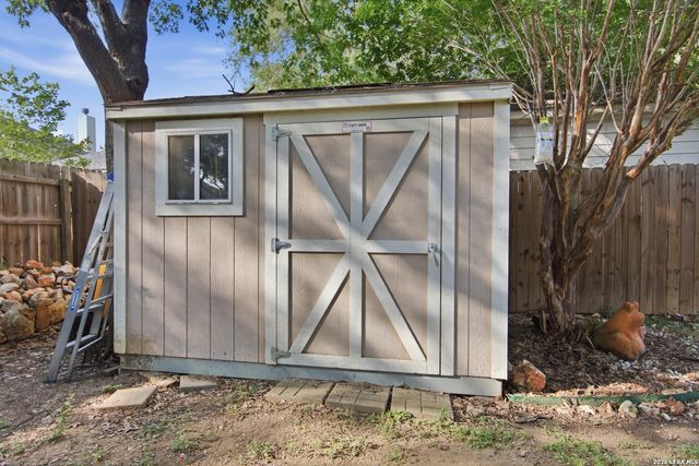 4519 AMANDAS CV, San Antonio, TX 78247