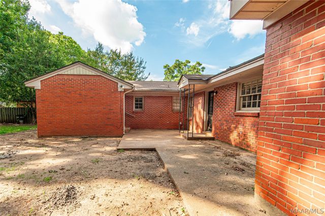 409 Honeysuckle Court, Montgomery, AL 36109