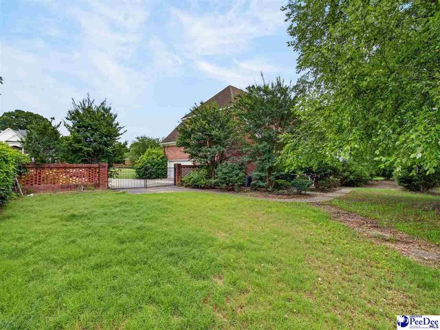 1809 Nighthawk Dr, Florence, SC 29501