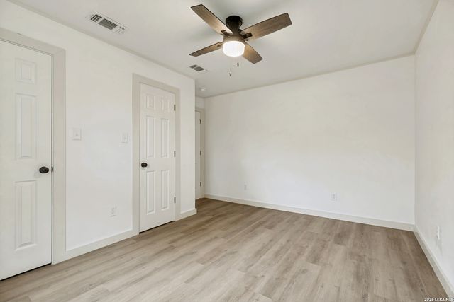 713 Lamar, Kerrville, TX 78028