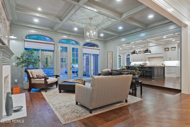 5543 Walker Woods Lane, Holladay, UT 84117